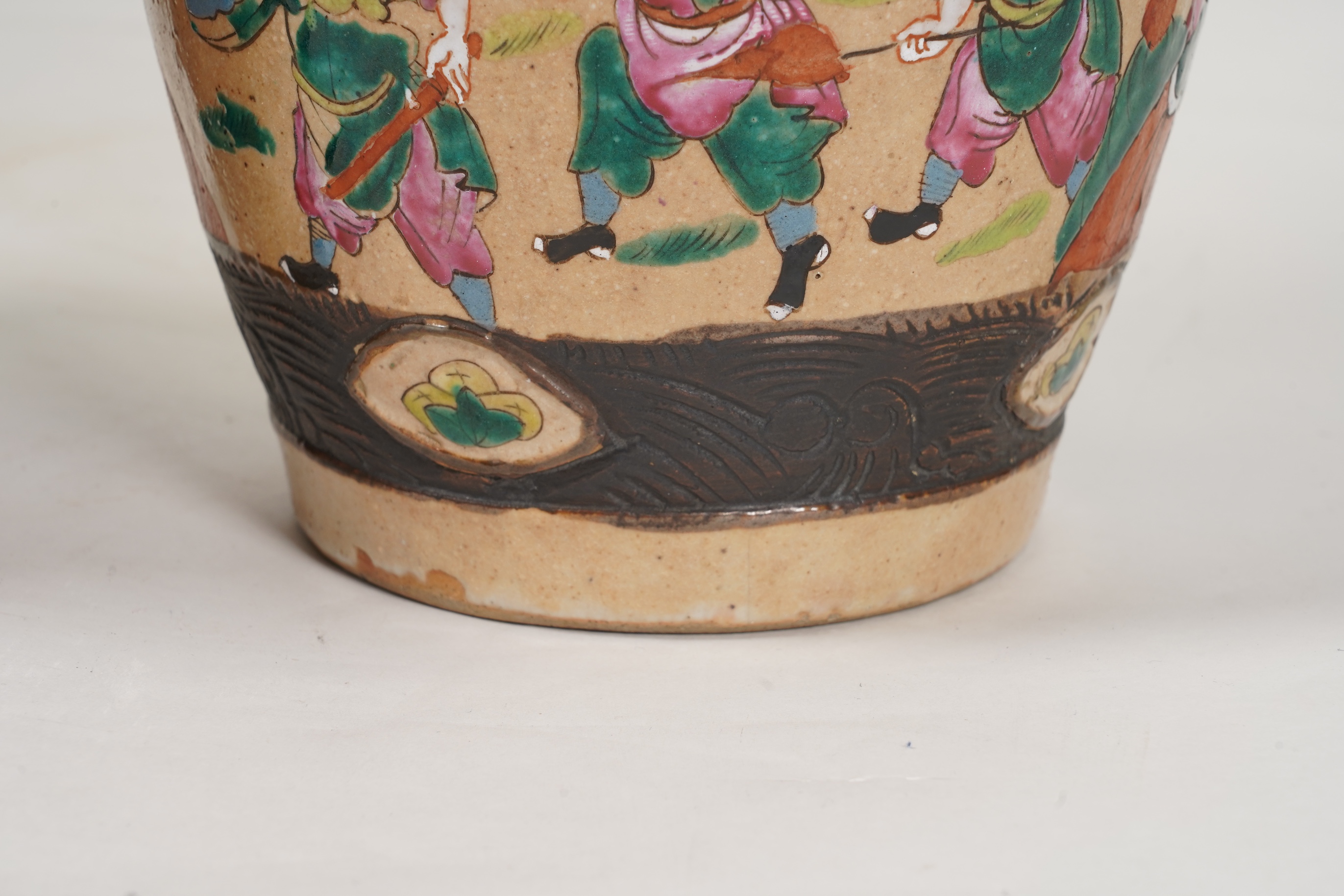 A pair of Chinese famille rose crackle glaze vases, early 20th century